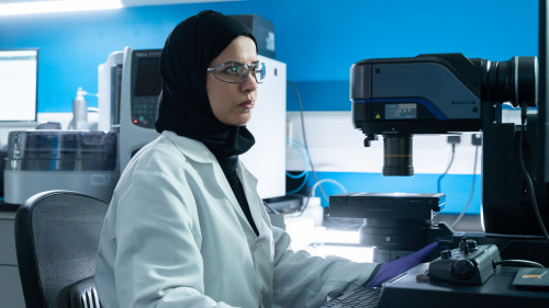 Spectroscopy Lab, Eman with microscope