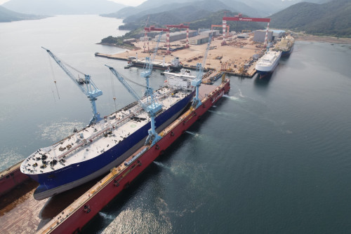Polar Endeavour at Samkang S&C shipyard