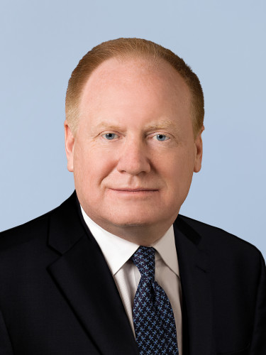 Andrew Lundquist headshot