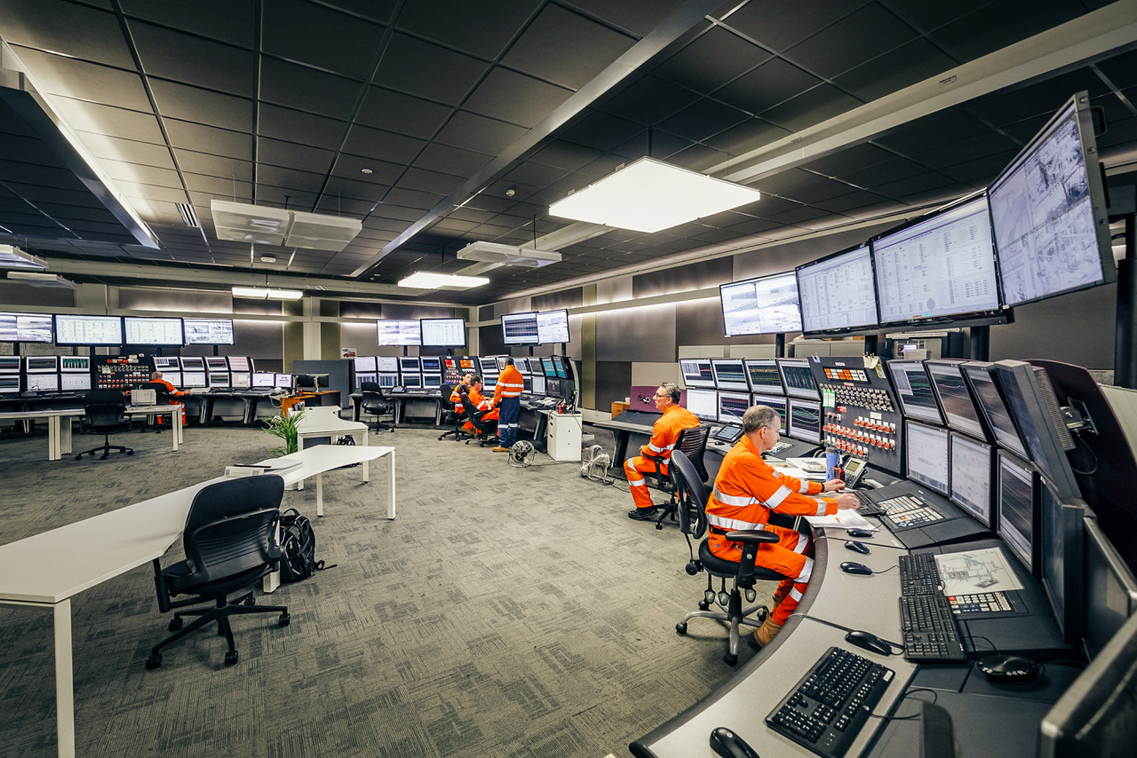 APLNG control room