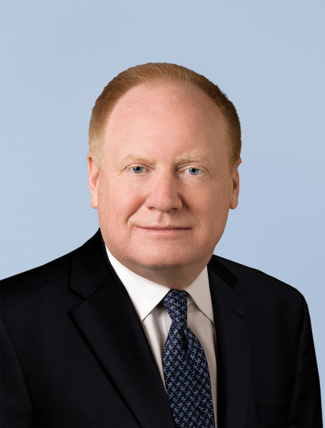 Andrew Lundquist Headshot