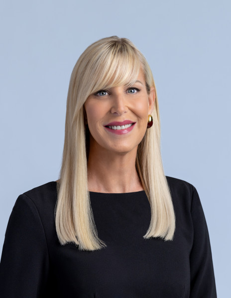Shannon Kinney Headshot