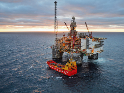 Heidrun was developed with a floating concrete platform (tension leg platform).