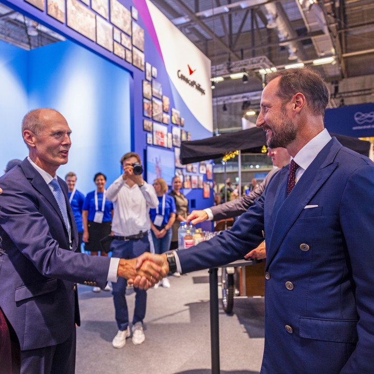 Europe, Middle East and North Africa President Steinar Vaage, left, welcomes Crown Prince of Norway Haakon Magnus to ConocoPhillips’ 2024 ONS exhibition booth in Stavanger.