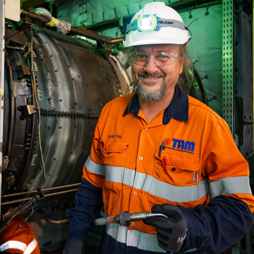 Maintenance worker at APLNG